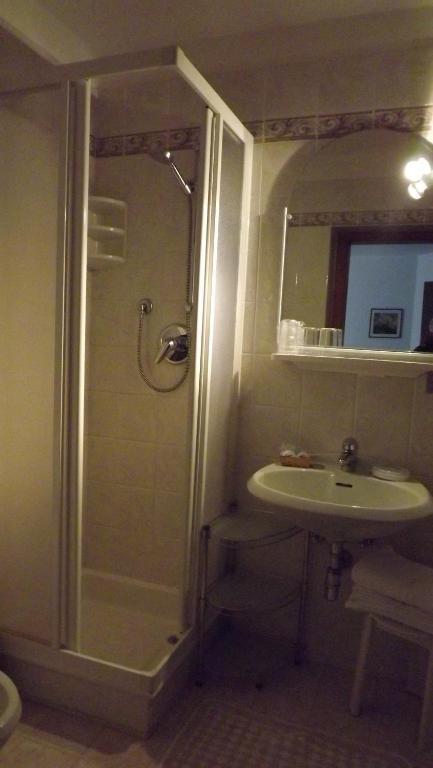 Hotel Garni Norma Madonna Værelse billede