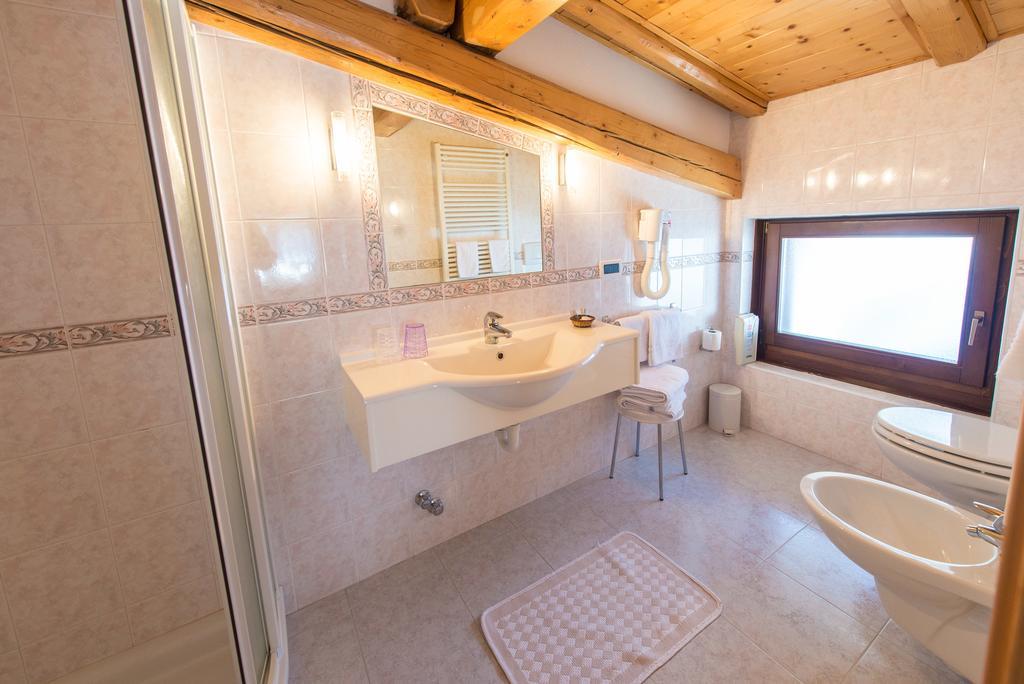Hotel Garni Norma Madonna Eksteriør billede