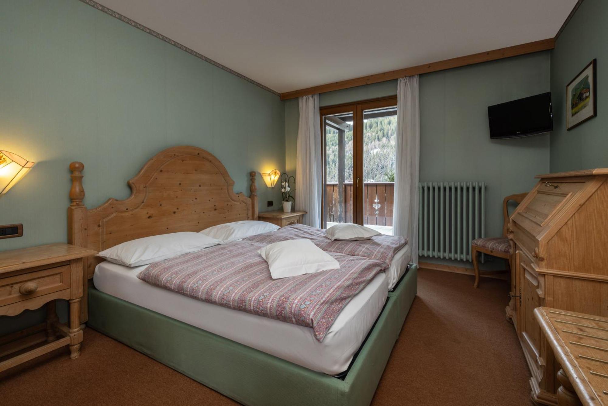 Hotel Garni Norma Madonna Eksteriør billede