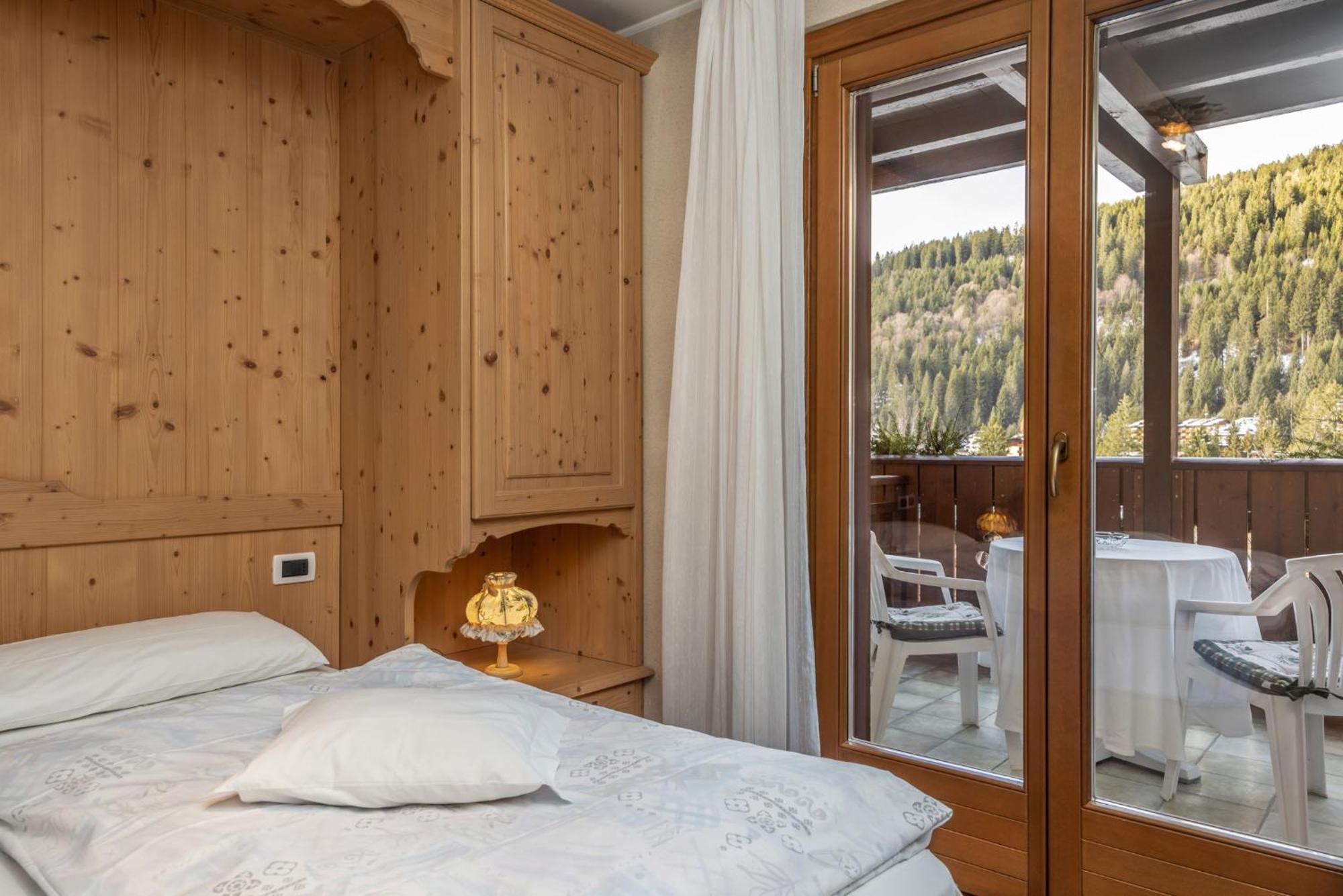 Hotel Garni Norma Madonna Eksteriør billede